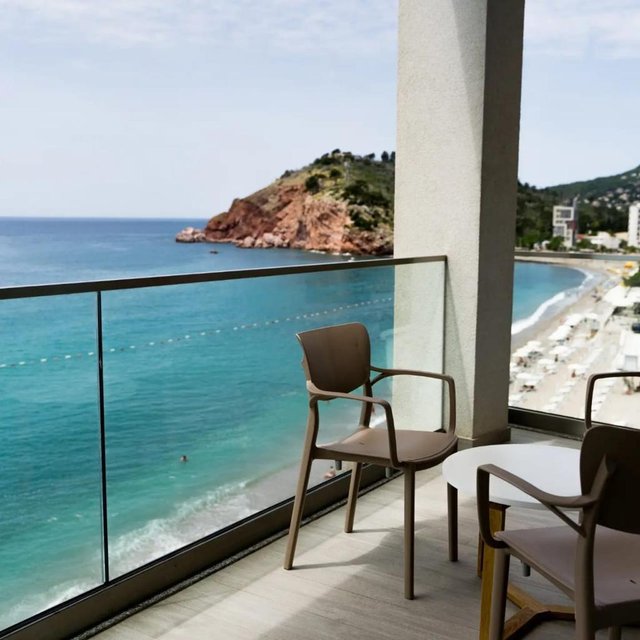 Wave Hotel Sutomore